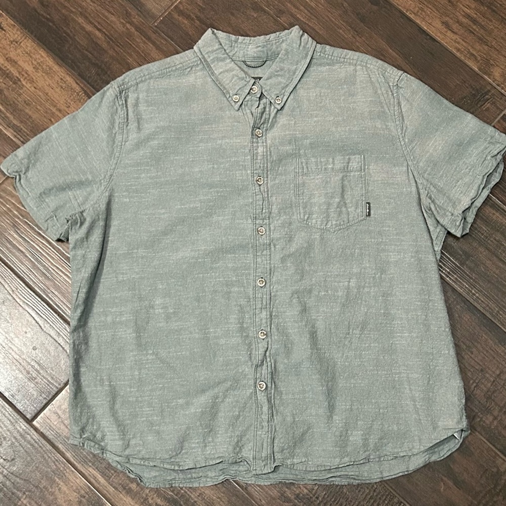 Eddie Bauer Short Sleeve Button Down Sz XXL